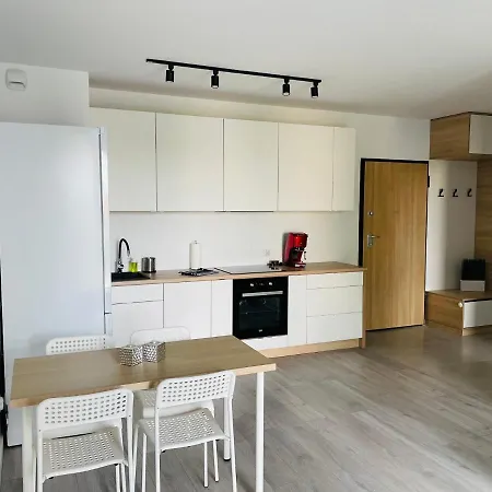 Platinum Apartment *